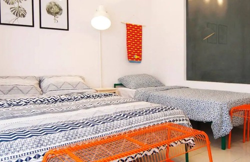 Tanjung Aru House | YO.OM Colorful Family Home 3 Pax