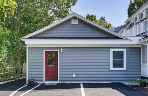 York Harbor Condo | York Art Art Boutique