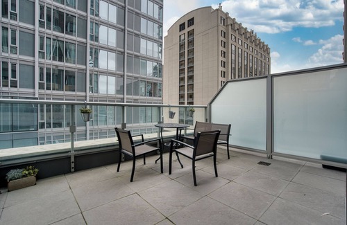 Bloor-Yorkville Apartment | Yorkville 1 bedroom Downtown Toronto