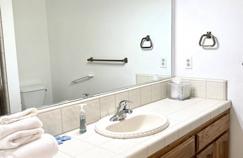 Yosemite Lakes House | Yosemite Lakes Guest Suite