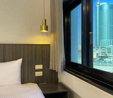 Tainan City Centre Hotel | Yoshi Hotel - Tainan Station Branch