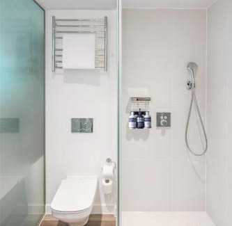 Farringdon Hotel | YOTEL London City