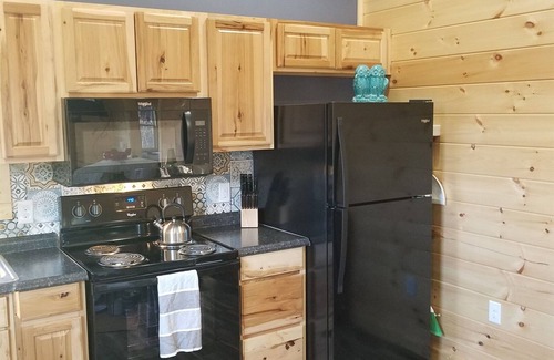 Whittier Cabin | You found the perfect cabin, 8.1 miles to Casino, Hot tub and Views, dogs ok