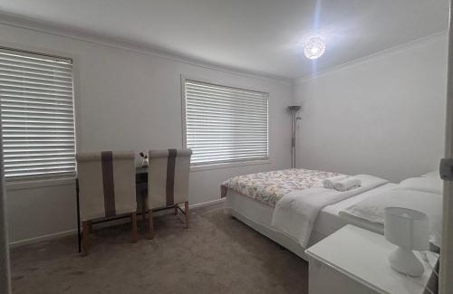 Barellan Point House | YOU guest house
