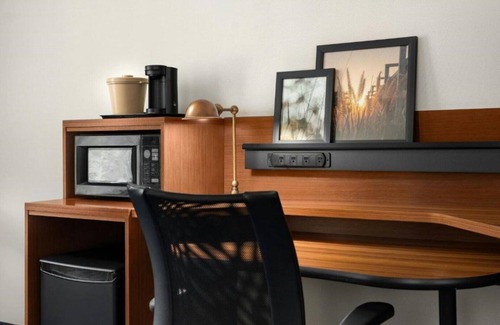 Lake Forest House | You'll find everything you need to keep you going!