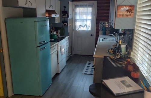 Westwood Cabin | You'll Love this Comfortable Log Cabin on Popular Big Springs Rd.