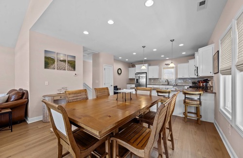 Topsail Beach House | You're in Heaven #198 - Boat Dock, Pool, Hot Tub, Dog Friendly, Sleeps 8!