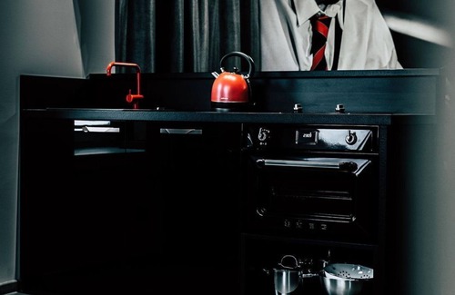 Soell Apartment | YOU SHOOK ME ALL NIGHT LONG 2 Balcony - Boutique Apartments OLD SCHOOL