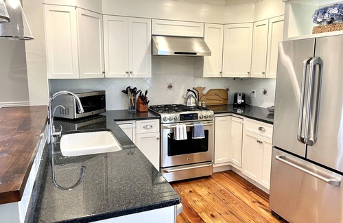Nantucket House | “You've Got Whale" - Charming Nantucket Home + Patio Firepit - Walk to Bike Path