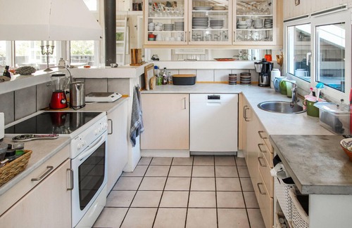Marup House | You want a lot of space and proximity to the beach on vacation? This vacation home offers both.