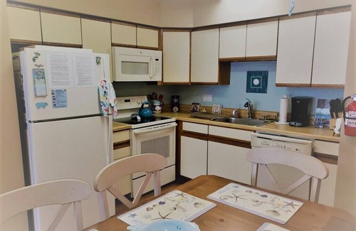 Village Green House | You will love staying in this adorable two bedroom central air unit.