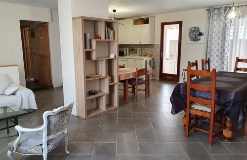 Le Beausset Villa | You would undoubtedly spend pleasant, relaxing and restful moments