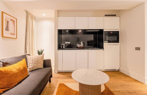 The City of London Apartment | Your Apartment - St. Paul's