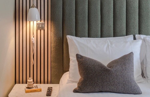 East Walworth Apartment | Your Apartment | Two Bed Apartment with Terrace