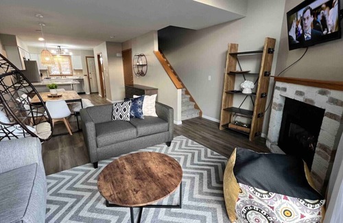Lake Delton Condo | Your Boho Retreat At Tamarack Resort