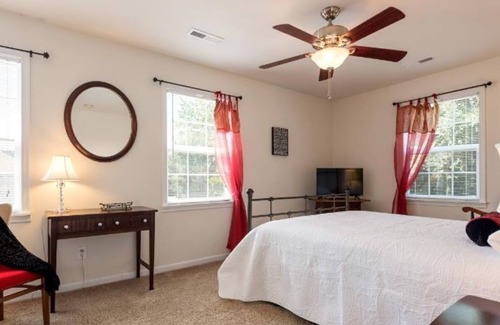 Venable House | Your Centrally Located C-Ville Home Away From Home Vacation Rental