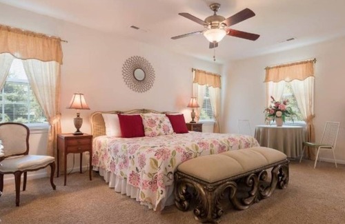 Venable House | Your Centrally Located C-Ville Home Away From Home Vacation Rental