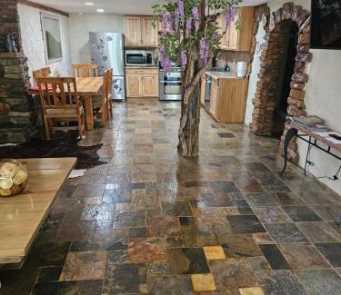 Colorado Springs Apartment | Your comfy home in Colorado Springs