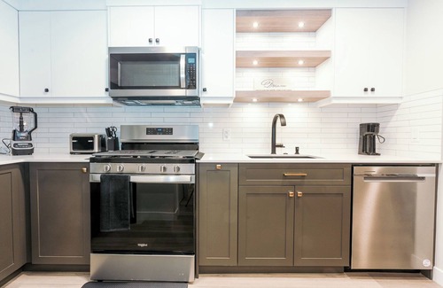 Calgary Apartment | Your Cozy Escape in Calgary - Legal Basement Suite.