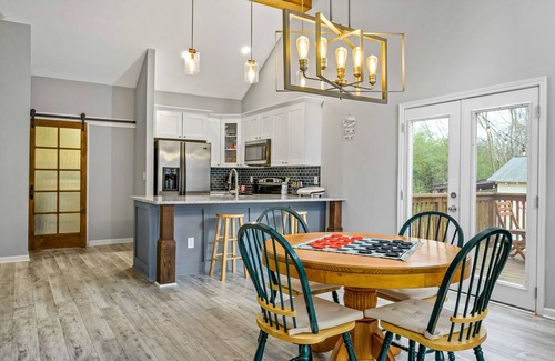 Dallas House | Your Dallas Retreat!