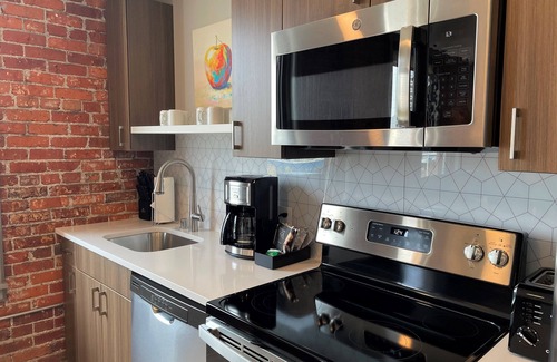 Riverside Apartment | Your Gorgeous 2 Bed Travel Apartment Perfect for The Family