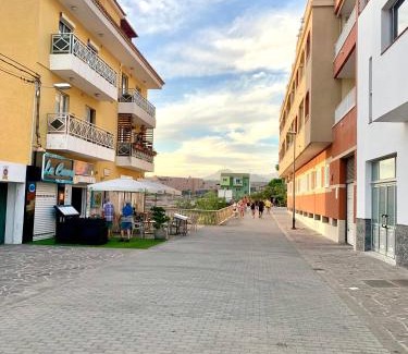 Los Abrigos Apartment | 'Your Holiday Home-Los Abrigos-Tenerife'