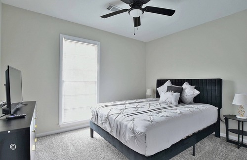 Columbus House | Your Home away from Home w/an added Game Room for kids!