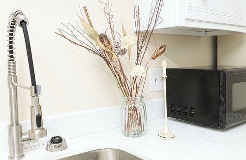 Greater Belhaven Apartment | Your home away from home!
