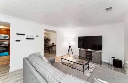 Bowie House | Your Home Away From Home