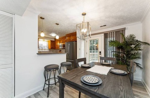 Bowie House | Your Home Away From Home