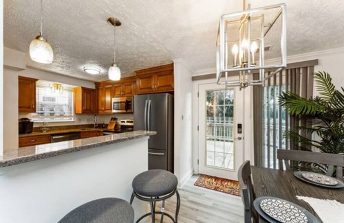 Bowie House | Your Home Away From Home