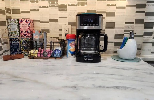 Kenner - Louis Armstrong International Airport Apartment | Your home, away from home!