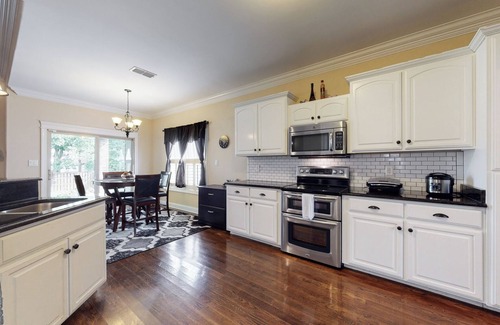 Clarksville House | Your Home away from Home - Entire house