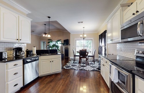 Clarksville House | Your Home away from Home - Entire house