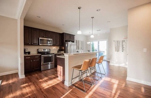 Georgetown House | Your home away from home! nBeautiful Modern Townhome,nGeorgetown KY!
