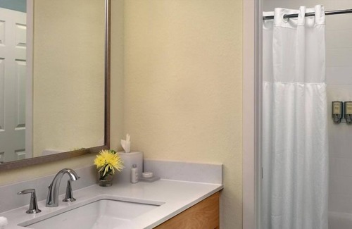 Parsippany House | Your Home Away From Home! Perfect for Business Trip! Free Parking, Pets Allowed!