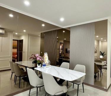 District 10 Apartment | Your home