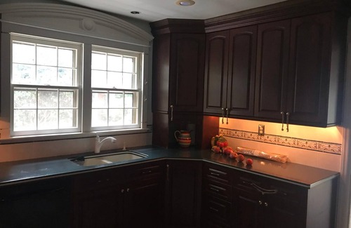 Charlotte House | Your Ideal Short-Term Stay in a Luxurious, Fully Furnished Executive Home