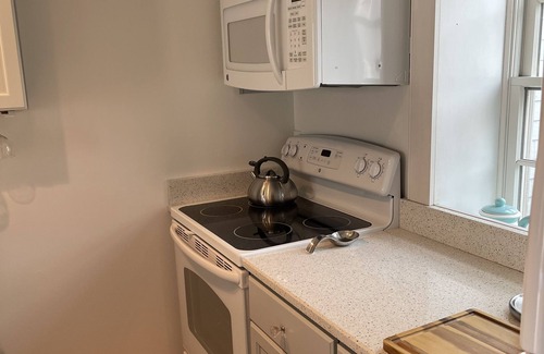 Mashpee House | Your Oasis Awaits