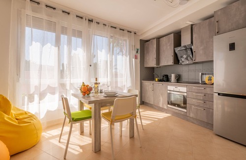 Corralejo Villa | Your oasis of peace in Corralejo, views of the ocean and volcanoes. Top pool!