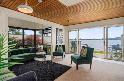 Tauranga House | Your Own Beachfront Oasis w/Direct Beach Access