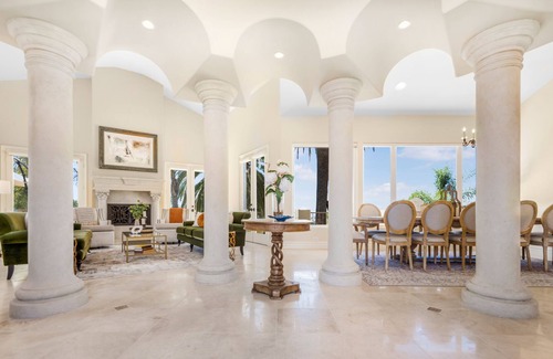 Poway House | Your own Private Resort in a Tropical Paradise
