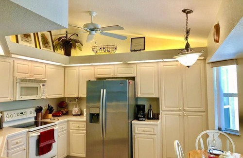 Pine Valley Villa | Your own Villa with a Heated Pool near South Florida's wonderful beaches.