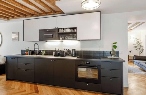 Val-de-Grace Apartment | YOUR PARISIAN ESCAPE NEXT TO LUXEMBOURG GARDEN AT RUE DU VAL DE GRÂCE