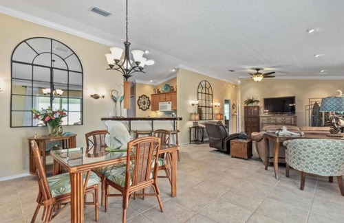 Bonnybrook Villa | Your Private Oasis Awaits!