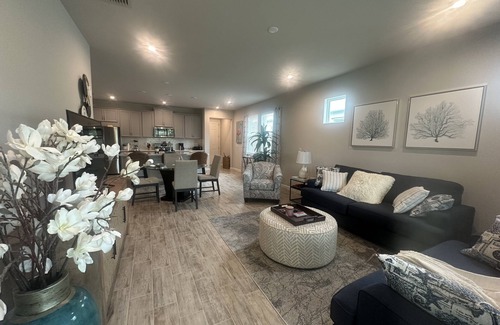 Venice Villa | Your slice of Floridian life in an idyllic and protected setting.
