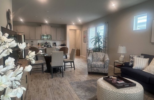 Venice Villa | Your slice of Floridian life in an idyllic and protected setting.