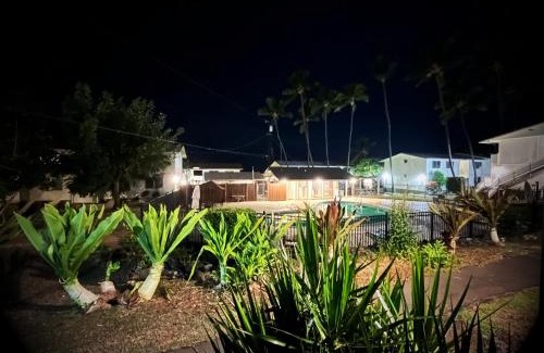 Historic Kailua Village Apartment | Your Slice of Paradise in Kona - Walk to Beach and Stores