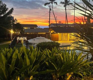 Historic Kailua Village Apartment | Your Slice of Paradise in Kona - Walk to Beach and Stores