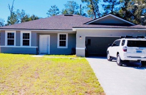 Ocala House | Your stop at MARION OAKS